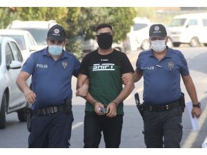 Sevgilisini Ayrıldığı İçin 9. Kattaki Balkondan Sarkıtmış