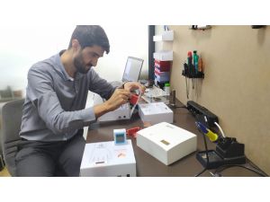 Oteldeki Ateş Ölçere Herkes Temas Edince Kendisi Üretti