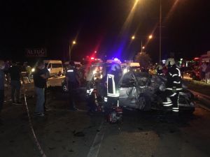 Pamukkale’de Kontrolden Çıkan Otomobil Karşı Şeride Geçti: 2’si Ağır 10 Yaralı