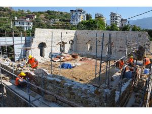 Alanya Gülevşen Cami’nin restore çalışmaları sürüyor