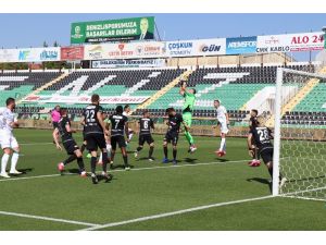 Süper Lig: Denizlispor: 0 - Konyaspor: 0 (Maç Devam Ediyor)