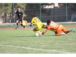 Tff 2. Lig: Tarsus İdman Yurdu: 1 - Sakaryaspor: 1