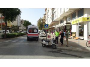Manavgat’ta otomobil ile motosiklet çarpıştı: 1 yaralı