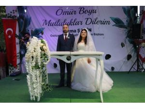 Muhabirler Mutluluğa ‘Evet’ Dediler