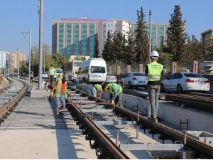 3. Etap Raylı Sistemde raylar Falez Kavşağı’na ulaştı