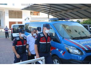 Alanya’da restoranında sahte içkiyle yakalanan şüpheli tutuklandı