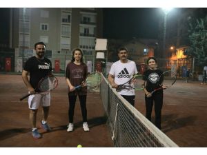 Vali Arslantaş, 29 Ekim Cumhuriyet Bayramı Tenis Turnuvasının Açılışını Yaptı.