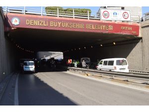 Kazayı İzlerlerken Kaza Yaptılar