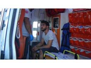 Takla atan otomobilden burnu bile kanamadan çıktı