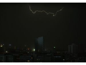 Ankara’da Sağanak Yağış Başladı