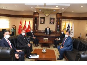 Başkan Altay Muhtar Derneklerinin Başkanlarıyla Buluştu