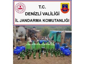 Yaşlı Adam Evi Ve Ahırını Kaçak İçki İmalathanesine Çevirdi