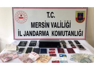 Sosyal Medya Hesaplarını Çalıp, 400 Bin Liralık Vurgun Yaptılar