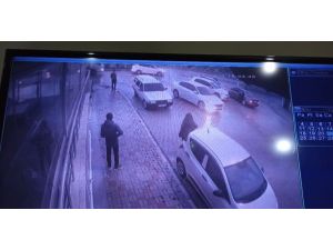 3 Otomobilin Karıştığı Trafik Kazası Güvenlik Kamerasında