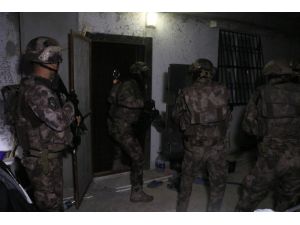 Adana’da Pkk/kck Operasyonu: 5 Gözaltı