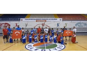 Kepez Belediyesi Spor Kulübü’nden Cumhuriyet Bayramı Kutlaması