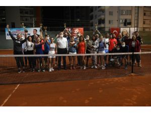 Cumhuriyet Kupası Tenis Turnuvası Sona Erdi
