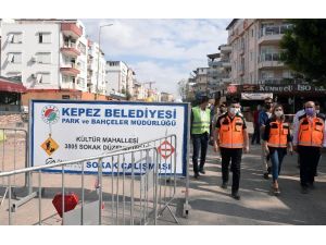 Kafeler Caddesi güzeleşiyor