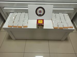 Tütün Ve Telefon Kaçakçılığı Yapan 3 Şüpheli Yakalandı