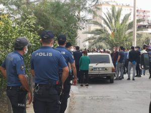 Eşini, Kaynanasını Ve Baldızını Öldürdü, İntihara Kalkıştı