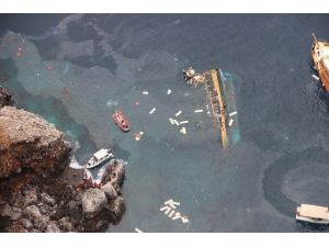 Alanya’da tur teknesi alabora oldu, 1 turist öldü