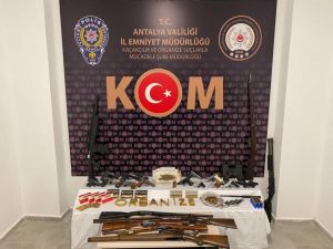 Antalya’da silah kaçakçılarına operasyon: 10 gözaltı