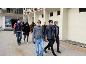 "Evde Sabun Paketleyerek Kazanın" Dediler, Ev Kadınlarını Dolandırdılar