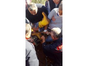Çapa Makinasına Ayakları Sıkışan Şahıs Yaralandı