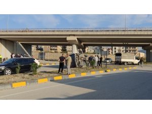 Kamyonetle Çarpışıp Devrildi