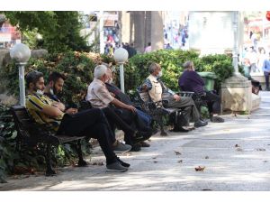 Pandemi Kurallarına Uymayan 342 Kişiye 300 Bin 688 Tl Ceza