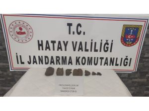 Uyuşturucuları Toprağın Altına Gömerek Saklamış