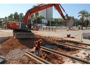 3. Etap Raylı Sistem çalışmaları Falez Kavşağı’nda