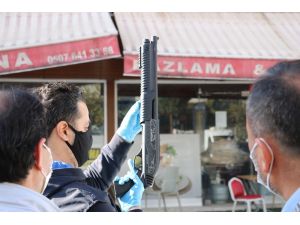 Sahte Çek Veren Şahsı Pompalı Tüfekle Vurdu