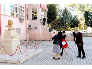 Araban’da 24 Kasım Öğretmenler Günü Törenle Kutlandı