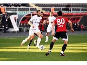 Ziraat Türkiye Kupası: Denizlispor: 0 - Turgutluspor: 1 (İlk Yarı)