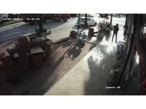 Antalya’da meydana gelen deprem güvenlik kameralarına yansıdı