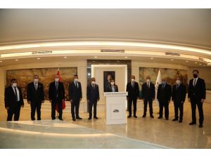 Öğrenci Servisi Esnafına Bin 500 Liralık Maddi Destek