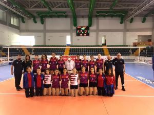 Mersin Büyükşehir Belediyesi Voleybol Takımı Ligde İddialı