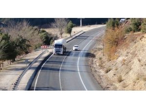 Isparta’da Hatalı Sollama Yapan Sürücülere Ceza Havadan Geldi