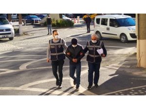 Eczacı Kalfası Uyuşturucu Hap Ticaretinden Gözaltına Alındı