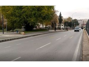Halk Otobüsünün Altında Kalan Kadın Hayatını Kaybetti