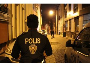 Kuru Sıkı Tabancayla Husumetlisinin Kafasına Ateş Etti