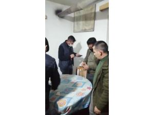 Jandarmadan Çiftlik Evine Kumar Baskını