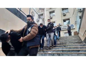 Konya Ve Denizli’de Dolandırılan Mağdurların 1 Milyon Tl’si Sahiplerine Teslim Edildi