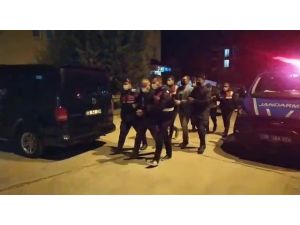 Afyon’da 3 Yaşlıyı 150 Bin Lira Dolandıran Şebeke Jasat’tan Kaçamadı