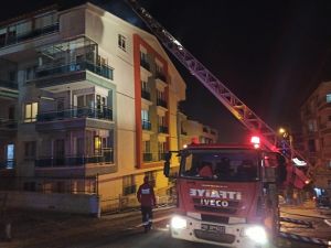 Başkent’te 2 Ayrı Yangında Maddi Hasar Meydana Geldi