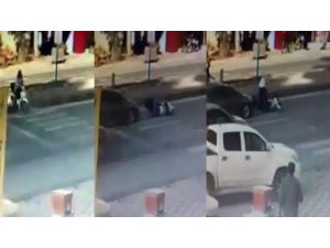 Yaya Geçidini Kullanan Motosiklet Sürücüsünü Ölüm İki Kez Teğet Geçti