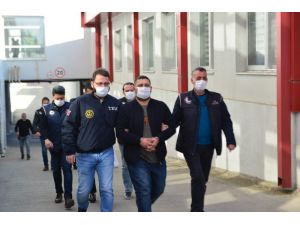 Bomba Yüklü Aracı Saklayan Pkk’lının İsmi Öldürülen Kadın Teröristin Listesinden Çıktı