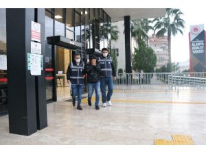 12 kişiden 1 milyon TL vurgun yapan dolandırıcı yakalandı