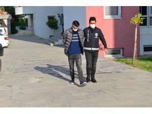Elektronik Kelepçeli Şahıs, Ruhsatsız Tabanca Alırken Vurularak Öldü